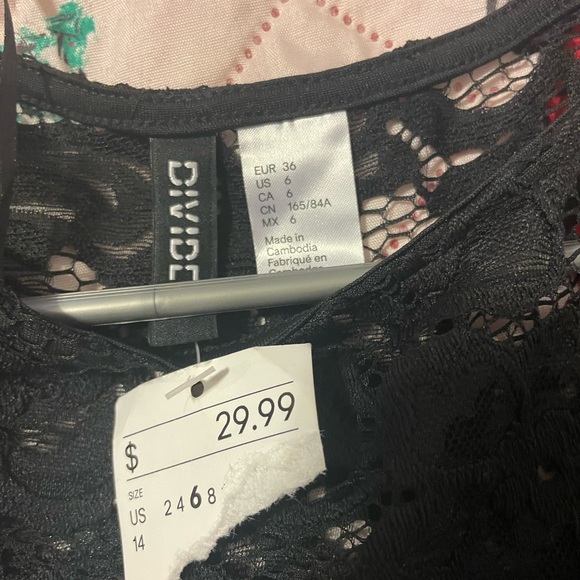 Women’s black lace H&M dress - Picture 2 of 3